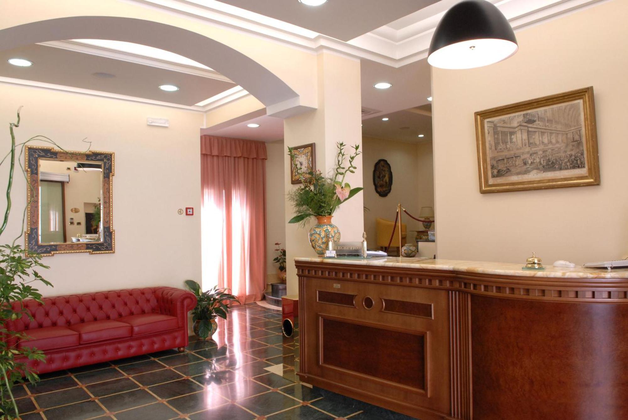 Hotel Paradiso Delle Madonie Кастельбуоно Экстерьер фото