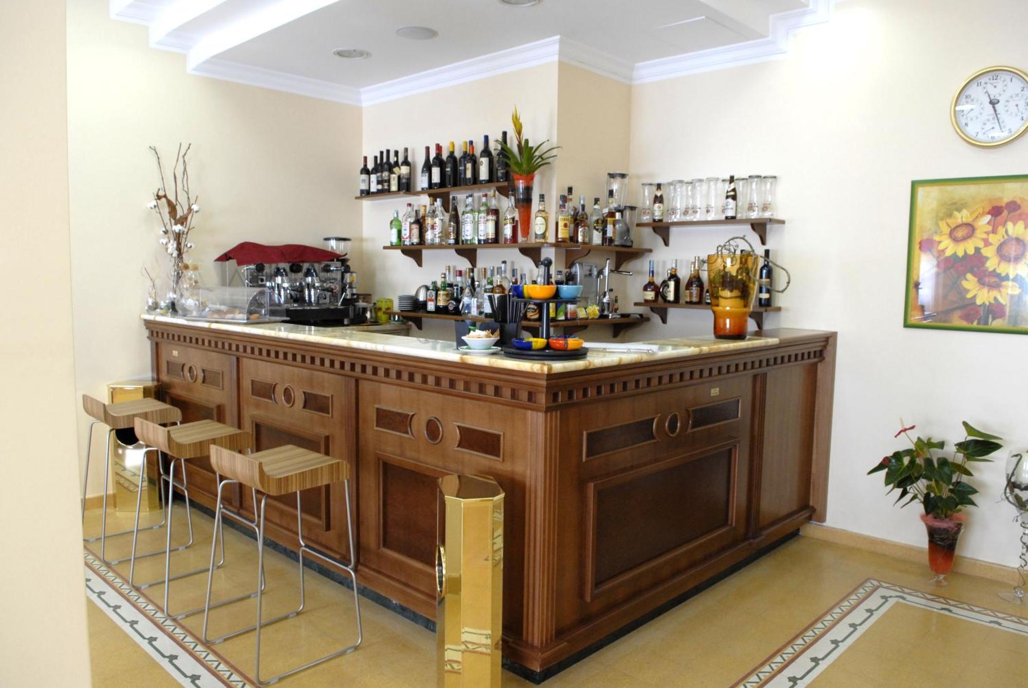 Hotel Paradiso Delle Madonie Кастельбуоно Экстерьер фото