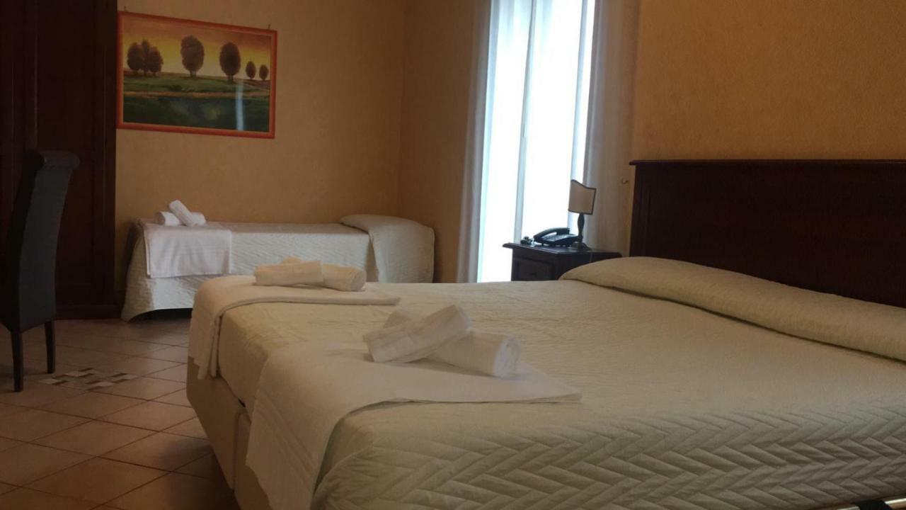 Hotel Paradiso Delle Madonie Кастельбуоно Экстерьер фото